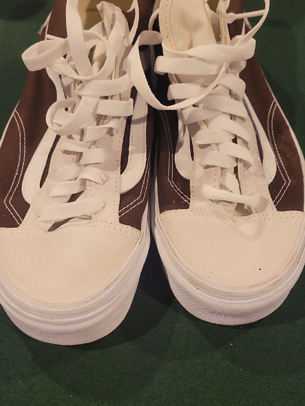Vans Old Skool Men’s Size 11 Brown White Classic Low Top Sneaker